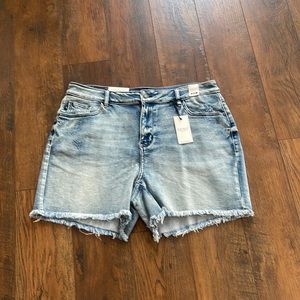 *NEW* JUSY BLUE MID RISE SHORTS